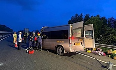 Mặt đường lún, biển báo rối gây mất an toàn: Cao tốc Đà Nẵng - Quảng Ngãi bị 'tuýt còi'