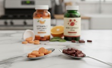 Điều gì xảy ra khi bạn uống vitamin C và sắt cùng lúc?