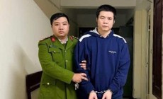 Bắt cựu cán bộ ngân hàng lừa đảo sau nhiều năm trốn ở nước ngoài