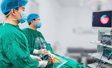 Phẫu thuật thành công ca sỏi san hô phức tạp trên nền xơ gan