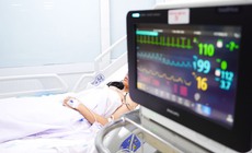 Hai nữ nạn nh&#226;n tho&#225;t nạn vụ ch&#225;y qu&#225;n b&#250;n ốc đ&#227; ổn định, được theo d&#245;i đặc biệt