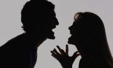 Chồng chửi thề với vợ c&#243; thể bị phạt tới 10 triệu đồng