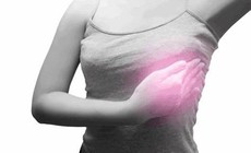 4 dấu hiệu cảnh b&#225;o ung thư v&#250; phụ nữ kh&#244;ng n&#234;n bỏ qua