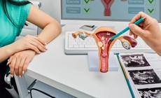 Ra m&#225;u &#226;m đạo bất thường c&#243; phải l&#224; dấu hiệu mắc ung thư cổ tử cung?