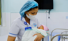 Sản phụ mang thai lần 5 nguy kịch v&#236; suy tim: Người bệnh tim c&#243; n&#234;n sinh con?