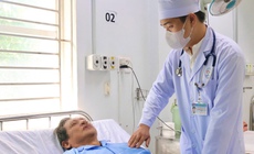 Người đ&#224;n &#244;ng sốc tim, nhồi m&#225;u cơ tim do lạm dụng ch&#237;ch lể
tại nh&#224;