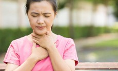 Thật bất ngờ, m&#227;n kinh c&#243; thể l&#224;m thay đổi giọng n&#243;i của phụ nữ