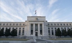 Fed hạ l&#227;i suất lần đầu trong năm 2025