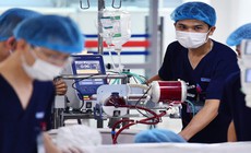 Nâng phụ cấp ưu đãi nghề y không chỉ nhìn ở mức tăng tiền hưởng