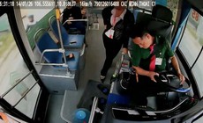 TPHCM: Lái xe buýt tuyến 85 đột quỵ khi đang lưu thông trên đường