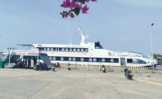 Tàu cao tốc giường nằm duy nhất kết nối đất liền với đặc khu Phú Quý