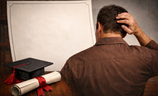 Giảng viên dùng bằng tiến sĩ giả sẽ bị xử lý thế nào?