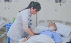 Vỡ túi phình động mạch chủ bụng và rơi vào nguy kịch, người đàn ông 71 tuổi được cứu sống ngoạn mục