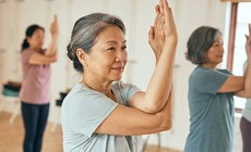 Mất cơ ở người sau tuổi 70: Dấu hiệu nhận biết và cách cải thiện