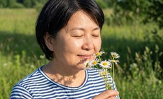 Bí quyết giữ lửa 'yêu' cho phụ nữ sau tuổi 50