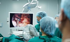 Phẫu thuật thành công 3 ca cắt kén khí màng phổi phức tạp trong một ngày