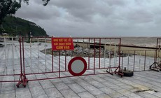 Sóng biển cao đến 4m, các tỉnh từ Quảng Ninh đến Quảng Ngãi ứng phó