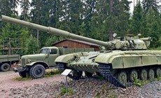 Xe tăng T-64 Ukraine 'nát như tương' rút khỏi chiến trường