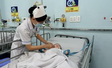 Ca tay chân miệng ở TPHCM tăng mạnh, cảnh báo nguy cơ biến chứng nặng