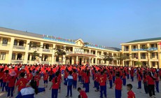 Học sinh Tiến Sơn trở lại trường sau hơn một tháng nghỉ học