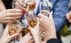 Uống rượu bia ngày Tết, hôm sau CSGT kiểm tra có nồng độ cồn có bị xử phạt không?