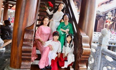 Rộn ràng chụp ảnh Tết tại ngôi chùa cuối cùng Việt Nam được phong Sắc tứ