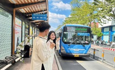 Du khách đi xe buýt và Metro miễn phí ngắm TPHCM trong dịp Tết Nguyên đán