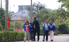 Năm bát hương lạnh khói và trái tim của một người đàn ông