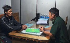 Bộ đội Biên phòng TPHCM bắt đối tượng truy nã đang làm việc trên tàu cá