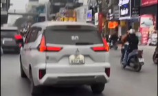 Làm rõ lý do bảng LED sau xe ô tô chạy dòng chữ tục tĩu, xúc phạm lực lượng công an