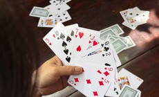 Chơi bài vui dịp Tết: Đâu là ranh giới và vi phạm pháp luật