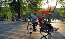 Miền Bắc hửng nắng, tăng nhiệt mạnh trước khi đón không khí lạnh tăng cường