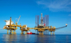 Giá dầu thế giới từng ở mức âm, người bán phải trả tiền cho người mua