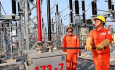 Điện và xăng dầu cần phải được bình ổn thế nào trước biến đổi khí hậu và căng thẳng chính trị?