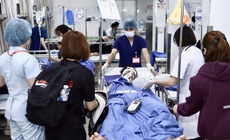 Sau cánh cửa cấp cứu (1): Chạy đua với thời gian để cứu người