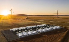 Tiêu chuẩn Việt Nam cho hệ thống pin lưu trữ năng lượng tái tạo đáp ứng những yêu cầu gì?