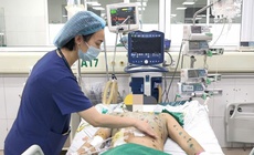 Nhiều người lớn mắc thủy đậu biến chứng nguy kịch