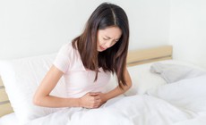 Đau bụng kinh, khi nào là dấu hiệu lạc nội mạc tử cung?