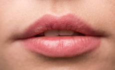 3 bí quyết trị thâm và khôi phục sắc môi hồng tự nhiên