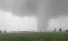 Vì sao xuất hiện dông lốc bất thường ở Quảng Ngãi?