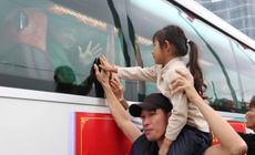 Những khoảnh khắc xúc động trong ngày tiễn quân lên đường nhập ngũ ở Nghệ An