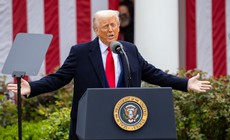 Tổng thống Trump yêu cầu Tehran ‘đầu hàng vô điều kiện’, nêu mẫu lãnh đạo mới cho Iran