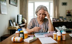 Điều gì xảy ra khi người lớn tuổi quên uống thuốc tim mạch?