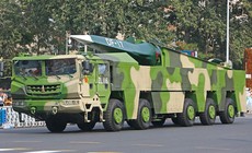 Trung Quốc tiết lộ biến thể mới của tên lửa siêu thanh mệnh danh 'sát thủ tàu sân bay' DF-17