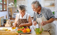 Thực đơn hỗ trợ tăng tuổi thọ cho người già