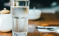 5 thay đổi lối sống bảo vệ sức khỏe tim mạch ở người cholesterol cao