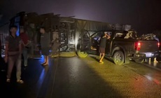 Liên tiếp 2 vụ tai nạn trong đêm trên cao tốc Nội Bài – Lào Cai, 5 người bị thương