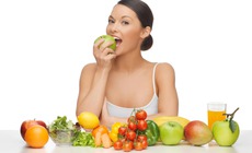Tác hại sức khỏe không ngờ từ việc ăn quá nhiều rau quả