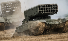 Nga siết chặt thế trận bằng súng phun lửa hạng nặng trên chiến tuyến