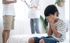 Trẻ dậy thì muộn có ảnh hưởng gì?